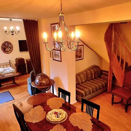 Apartament Romantika *